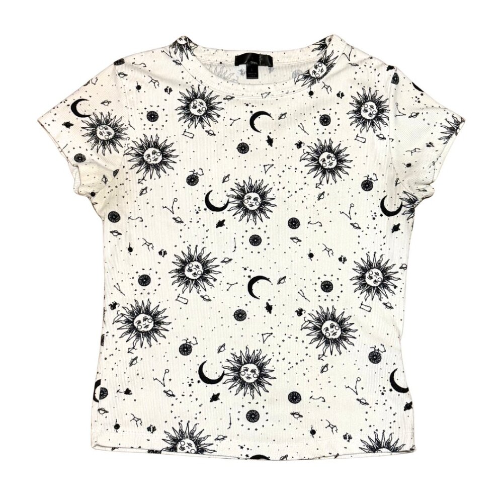 Faded Rose Celestial Black White Sun Moon Stars Ribbed Babydoll Tee Size L